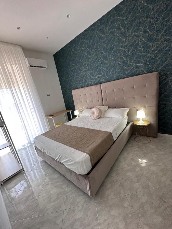 Airport Seaview Rooms ナポリ エクステリア 写真
