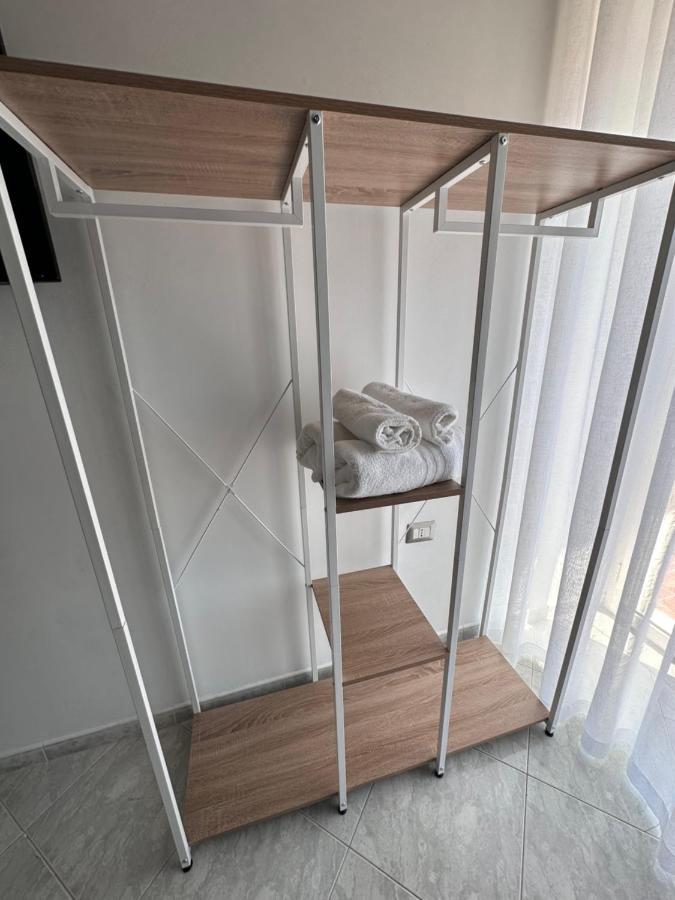 Airport Seaview Rooms ナポリ エクステリア 写真